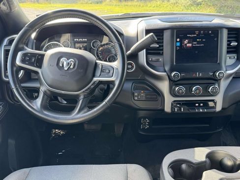 Used 2024 RAM 3500 Big Horn AWD/4WD image 16