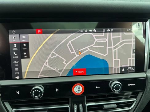Certified 2026 Porsche Macan S AWD/4WD image 28