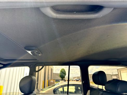 Used 1998 Toyota Land Cruiser image 39