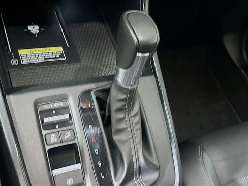 Used 2025 Honda CR-V EX-L image 23