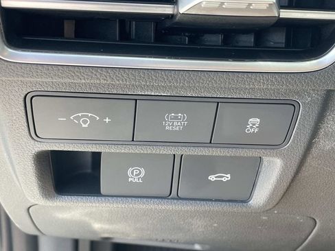 Certified 2025 Hyundai Sonata SEL FWD image 19