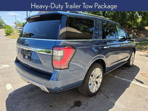 Used 2018 Ford Expedition Limited w/ Equipment Group 302A AWD/4WD image 3