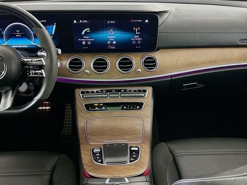 Used 2022 Mercedes-Benz E 53 AMG 4MATIC Sedan image 11