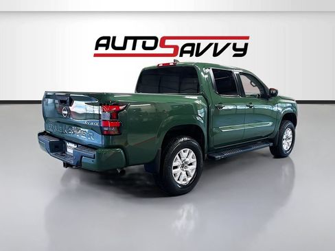 Used 2022 Nissan Frontier SV w/ Technology Package AWD/4WD image 7