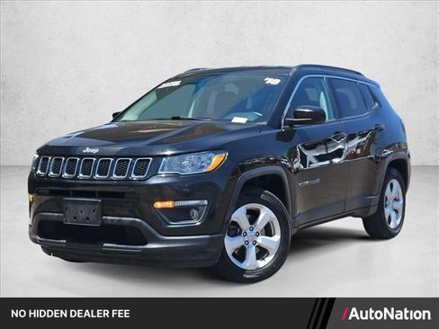 Used 2018 Jeep Compass Latitude w/ Popular Equipment Group FWD image 1