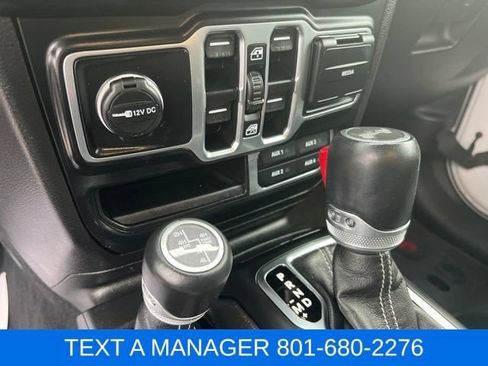 Used 2023 Jeep Wrangler Unlimited Sahara w/ Cold Weather Group AWD/4WD image 22