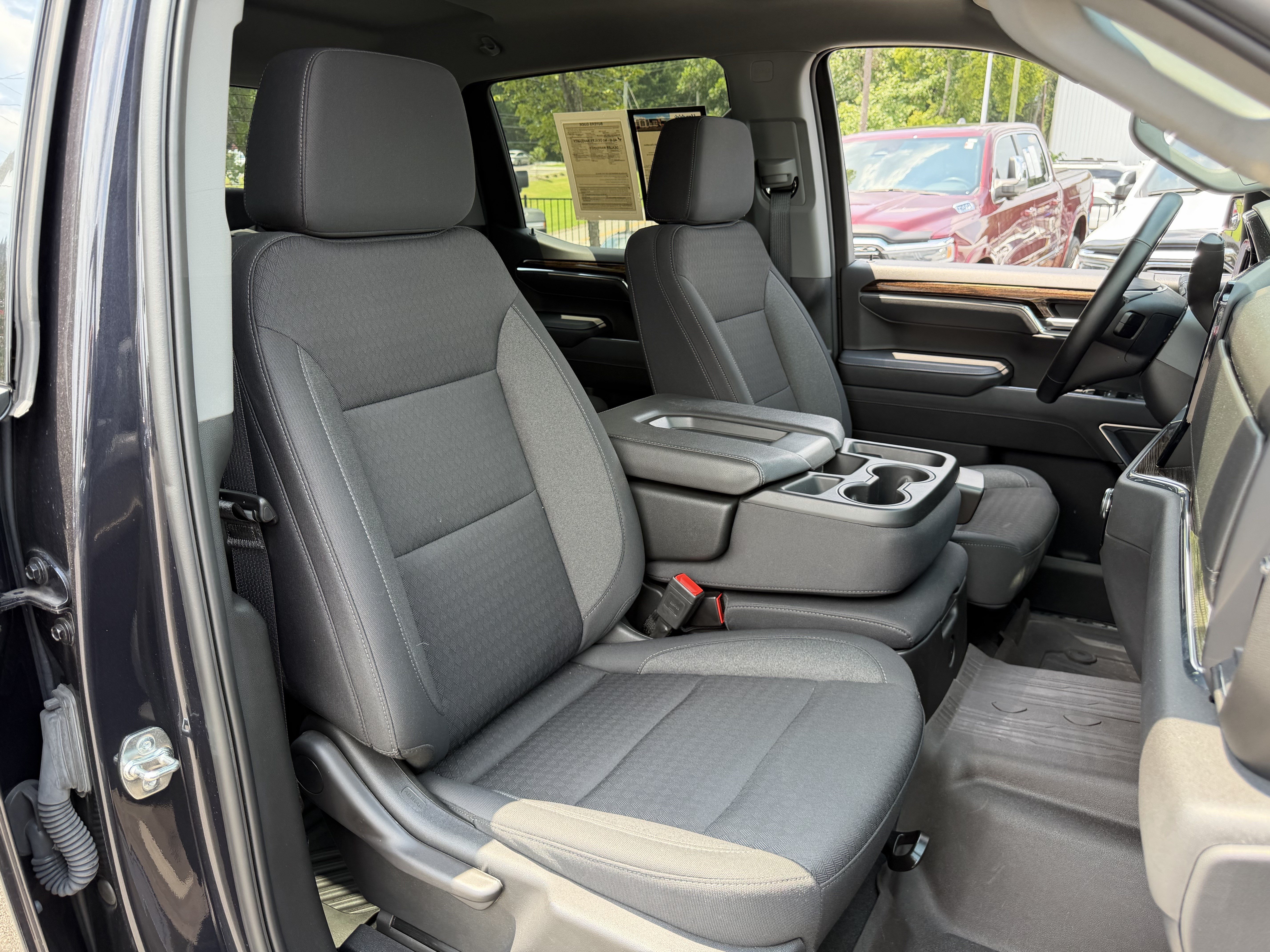 Used 2025 GMC Sierra 1500 Elevation AWD/4WD image 36