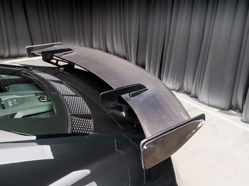 Used 2017 Audi R8 V10 w/ 20" Wheel Package image 36