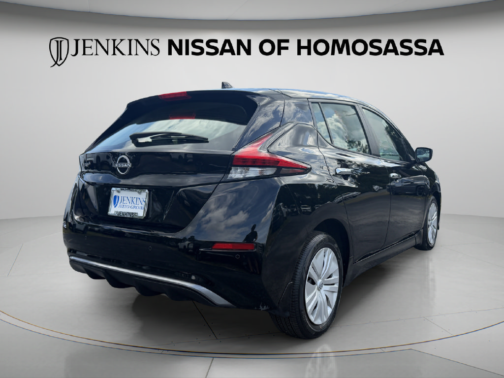 Certified 2025 Nissan Leaf S FWD image 5