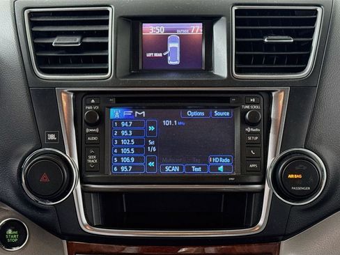 Used 2013 Toyota Highlander Limited AWD/4WD image 15