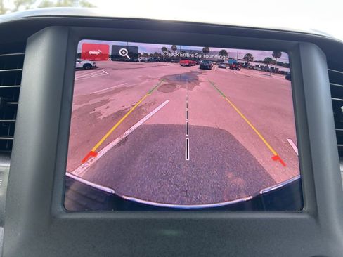 Used 2024 RAM 3500 Big Horn image 28