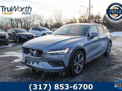 Used 2025 Volvo V60 B5 Cross Country Plus