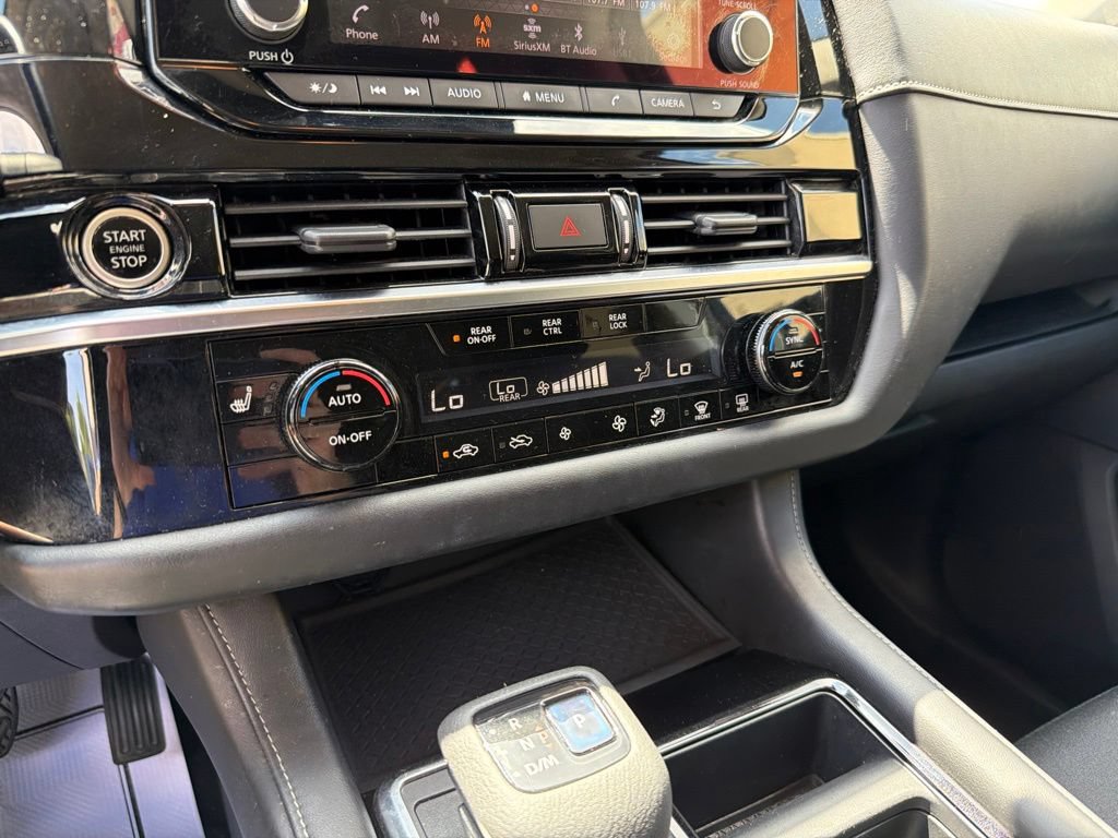 Used 2022 Nissan Pathfinder SV FWD image 19