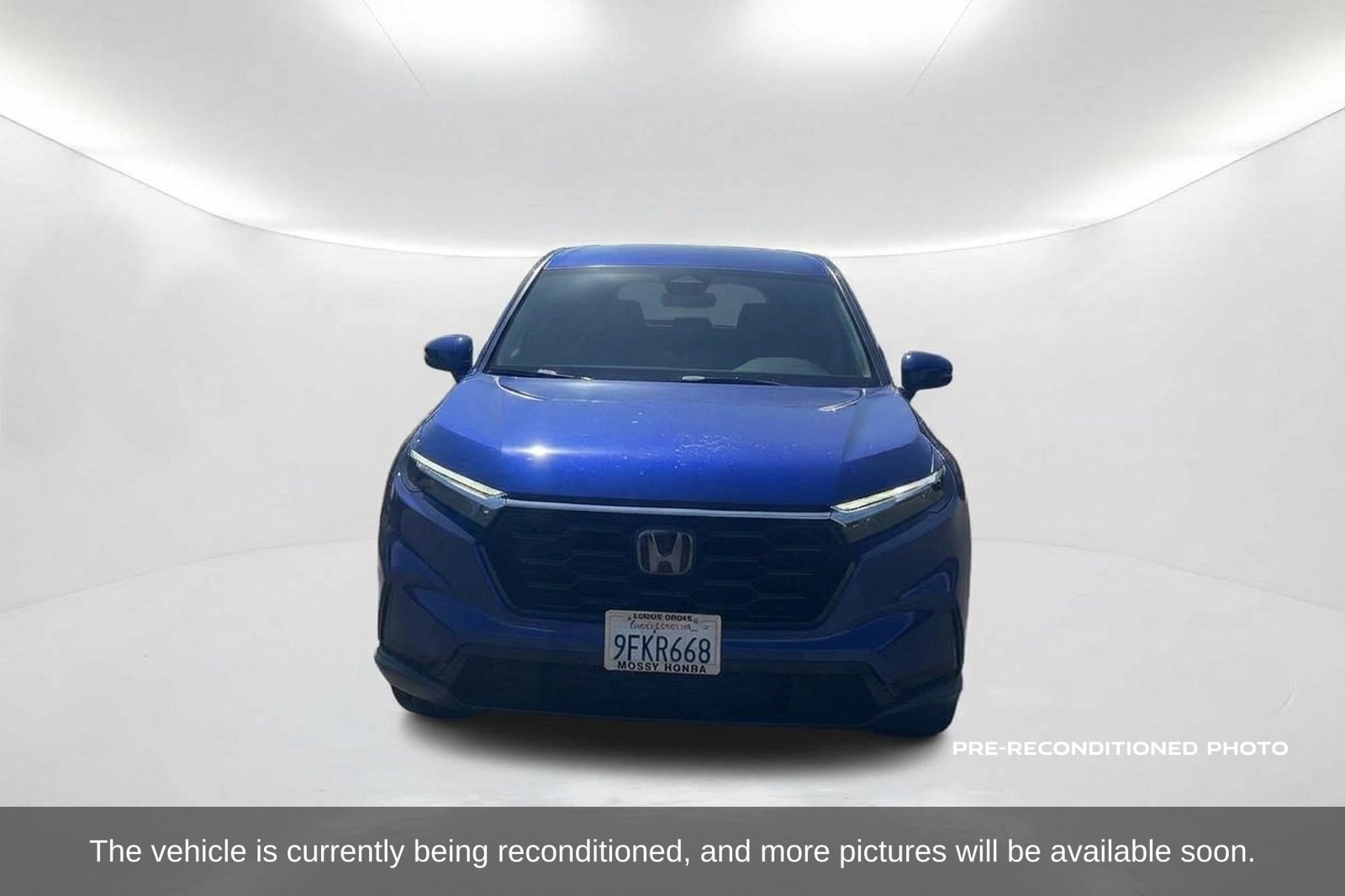 Used 2023 Honda CR-V LX image 2
