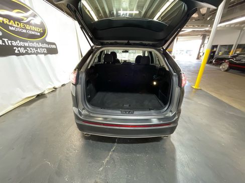 Used 2016 Ford Edge SEL FWD image 33