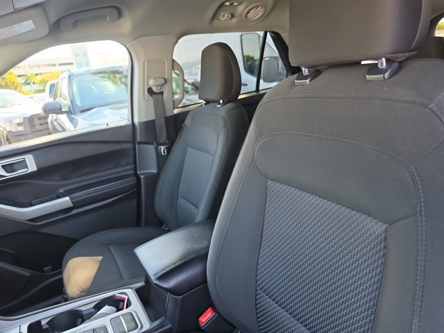 Used 2023 Ford Explorer XLT RWD image 19