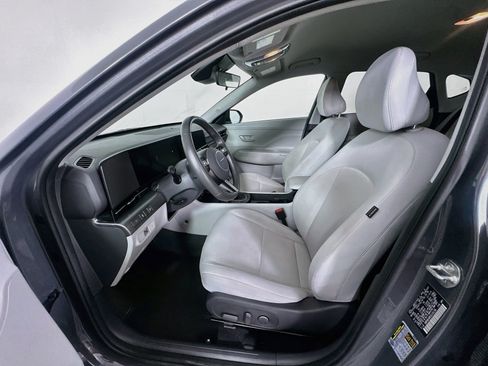 Used 2025 Hyundai Kona SEL AWD/4WD image 13
