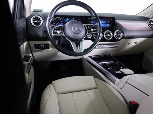 Certified 2023 Mercedes-Benz GLA 250 4MATIC w/ Premium Package image 29