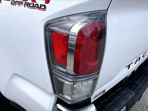 Used 2023 Toyota Tacoma TRD Off-Road AWD/4WD image 26