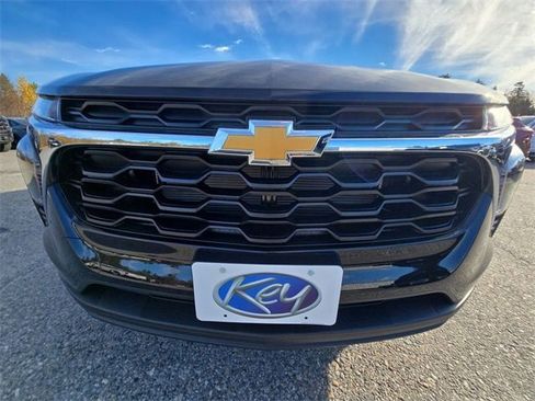 New 2026 Chevrolet Trax LS image 32