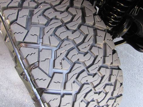 Used 2016 Toyota Tundra SR5 w/ SR5 Upgrade Package image 25