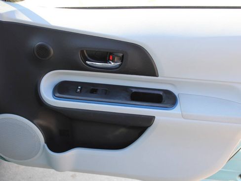 Used 2013 Toyota Prius C Two FWD image 12