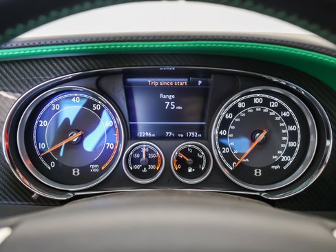 Used 2015 Bentley Continental GT3-R AWD/4WD image 30