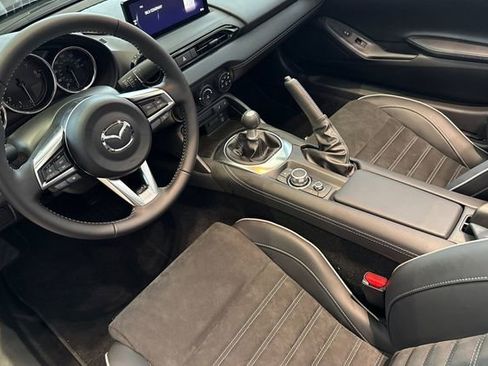 New 2025 MAZDA MX-5 Miata Club w/ Brembo/BBS Recaro Package image 10
