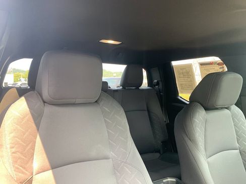 Used 2024 Toyota Tacoma SR w/ SR Upgrade Package AWD/4WD image 18