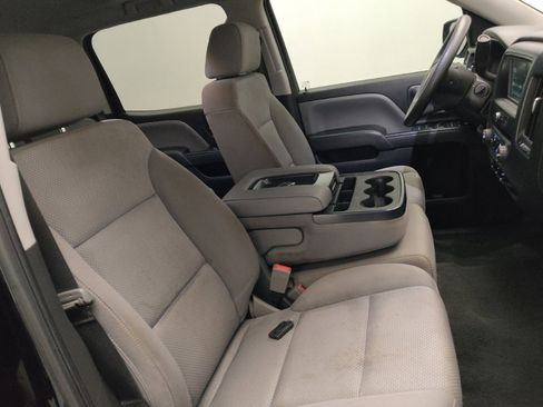 Used 2018 Chevrolet Silverado 1500 Custom w/ Custom Value Package image 21