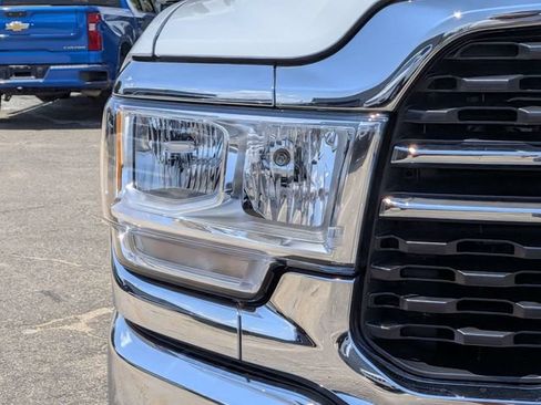 Used 2024 RAM 2500 Big Horn AWD/4WD image 10