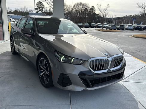 New 2026 BMW 530i w/ M Sport Package image 6