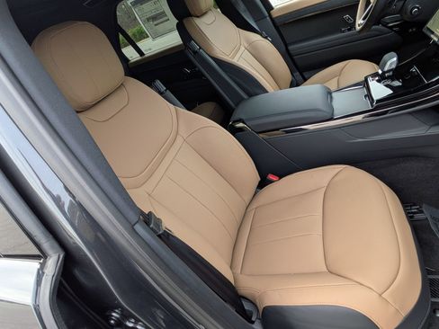 New 2025 Land Rover Range Rover Sport Dynamic SE image 30