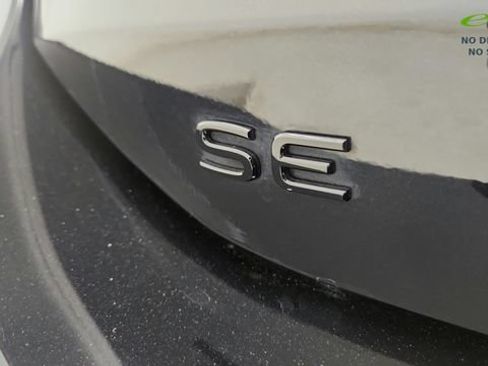 Used 2025 Volkswagen Tiguan SE R-Line AWD/4WD image 34