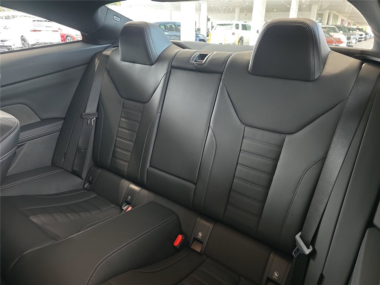 Used 2025 BMW 440i xDrive Coupe w/ Premium Package AWD/4WD image 8