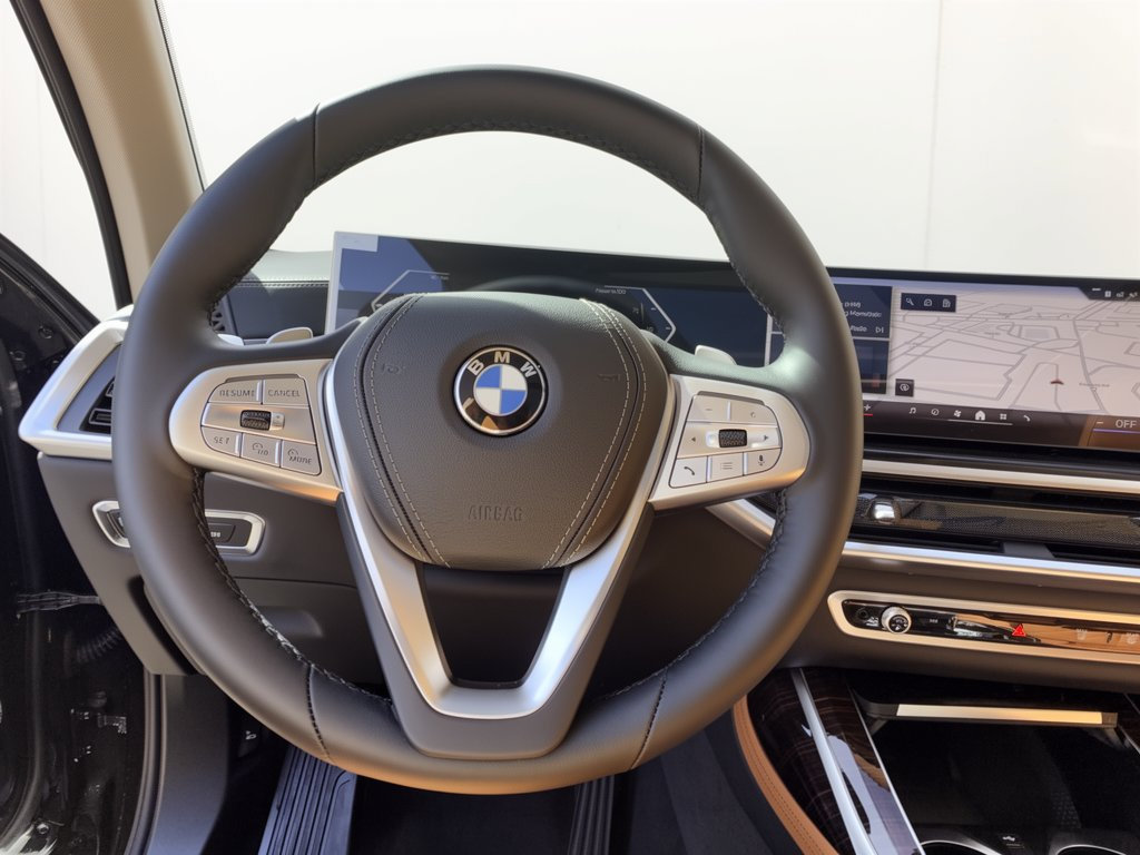 Used 2027 BMW X7 xDrive40i AWD/4WD image 10