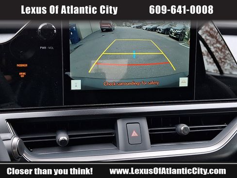 Certified 2025 Lexus UX 300h AWD w/ Accessory Package (Z2) image 18