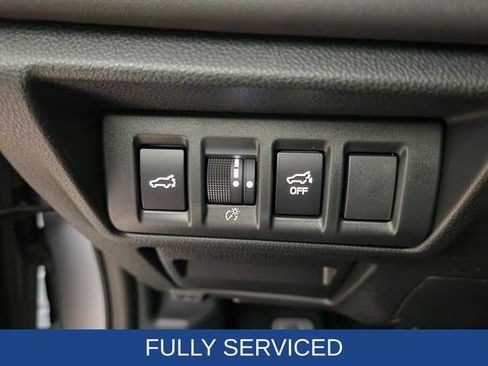 Certified 2025 Subaru Outback Limited image 28