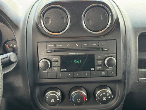 Used 2016 Jeep Patriot Sport w/ Power Value Group image 10