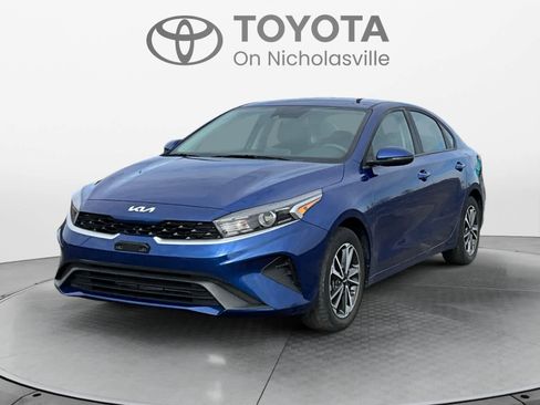Used 2024 Kia Forte LXS w/ LXS Technology Package image 1
