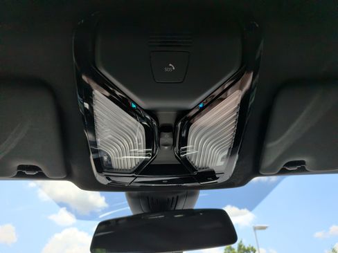 Used 2023 BMW i4 eDrive40 w/ Premium Package RWD image 32