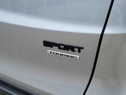 Used 2024 Honda CR-V Sport Touring image 10