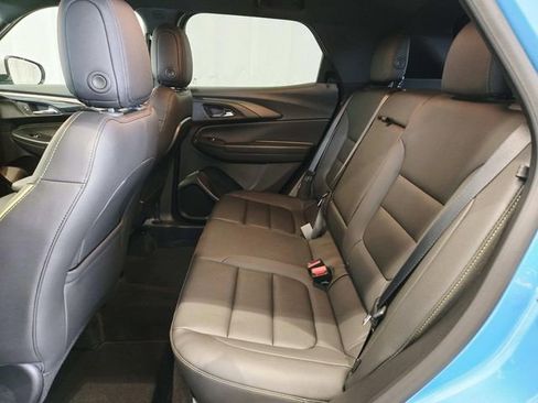 Used 2025 Chevrolet TrailBlazer ACTIV w/ Convenience Package image 9