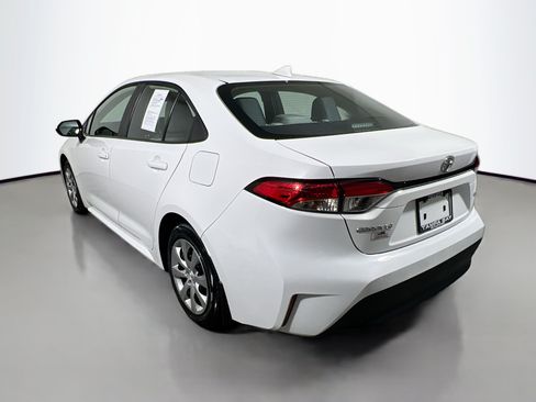 Used 2026 Toyota Corolla LE FWD image 8