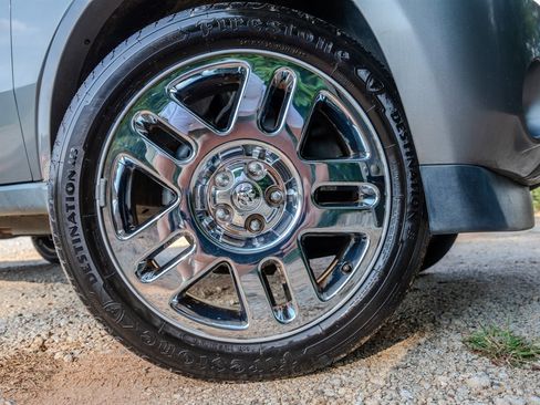 Used 2011 Dodge Nitro Heat RWD image 13