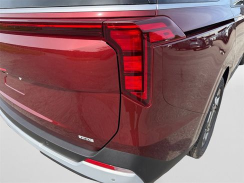 New 2026 Kia Carnival EX image 19