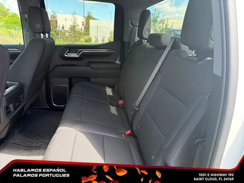 Used 2023 Chevrolet Silverado 1500 RST AWD/4WD image 28