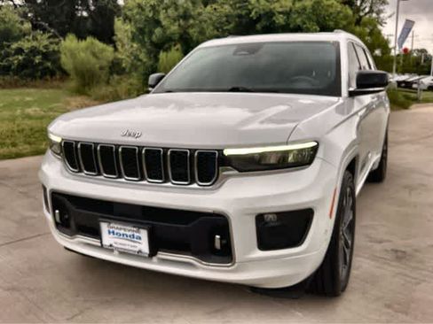 Used 2021 Jeep Grand Cherokee L Overland AWD/4WD image 2