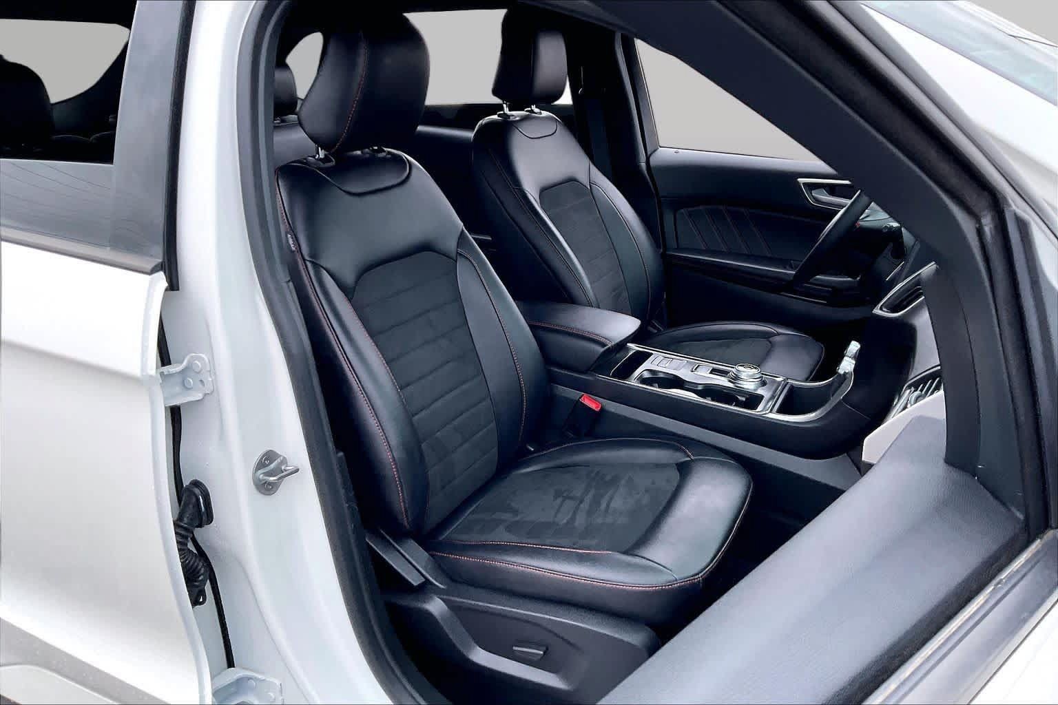 Used 2024 Ford Edge ST-Line AWD/4WD image 9