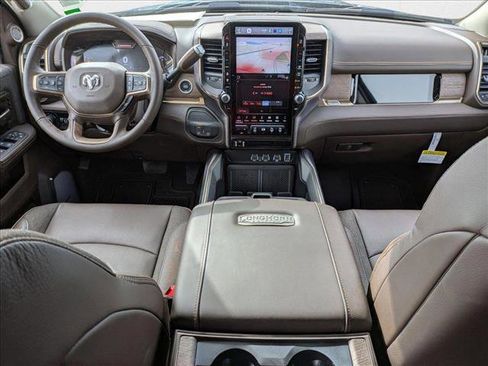 New 2025 RAM 2500 Limited image 15